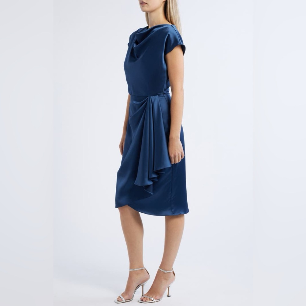 Amsale Cowl Neck Satin Sheath Dress
NWOT
Only has a Nordstrom tag.